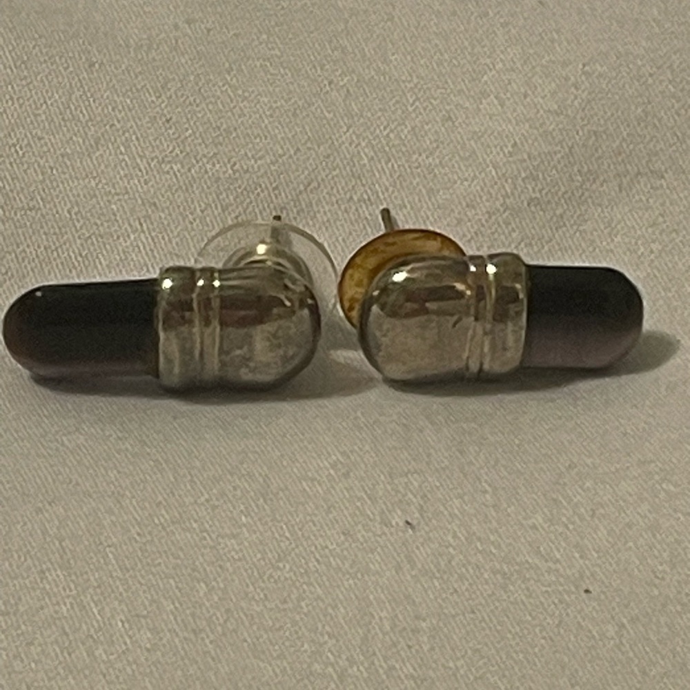 Silver and purple Stud Earrings‎
